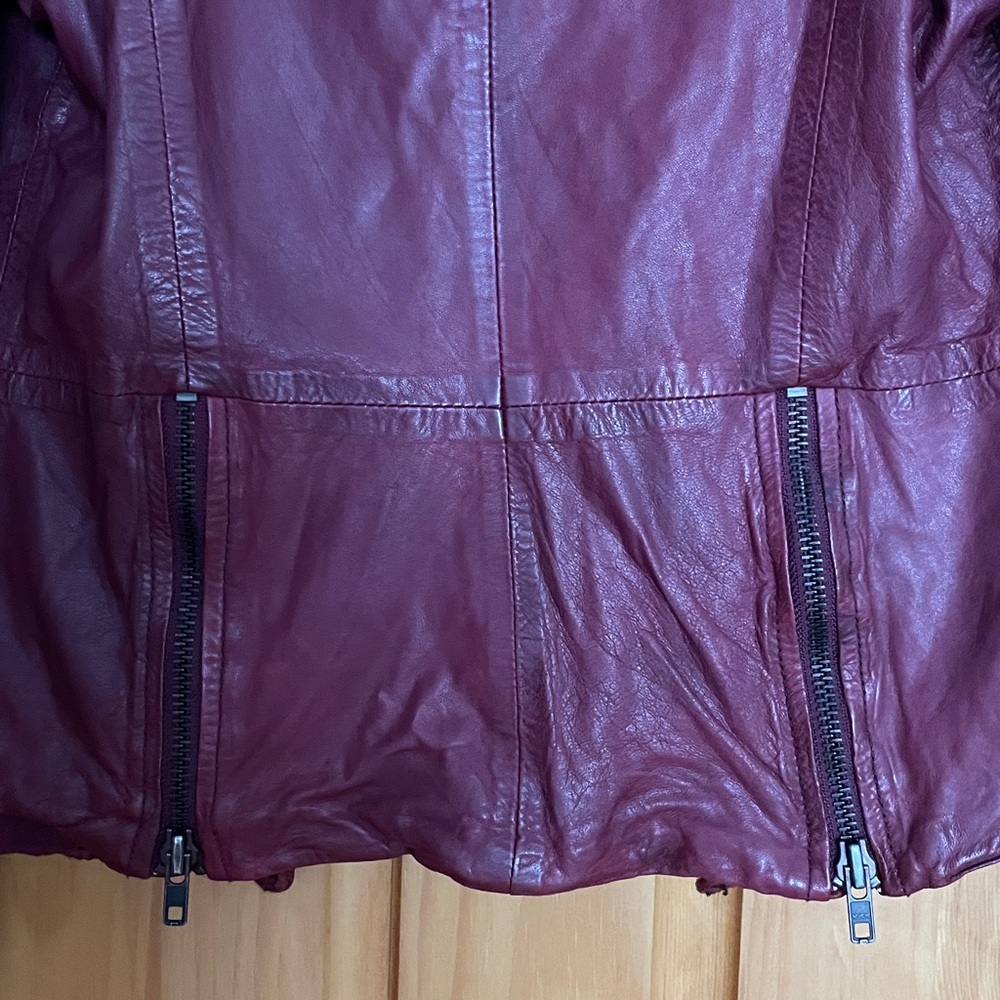Muubaa Stunning Burgundy Leather Jacket 6 US - Picture 4 of 8
